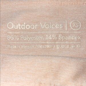 Outdoor Voices Leggings - Light gray with 🍑